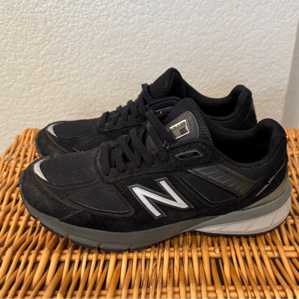 New Balance 990 v5  Black and Gray Athletic Shoes